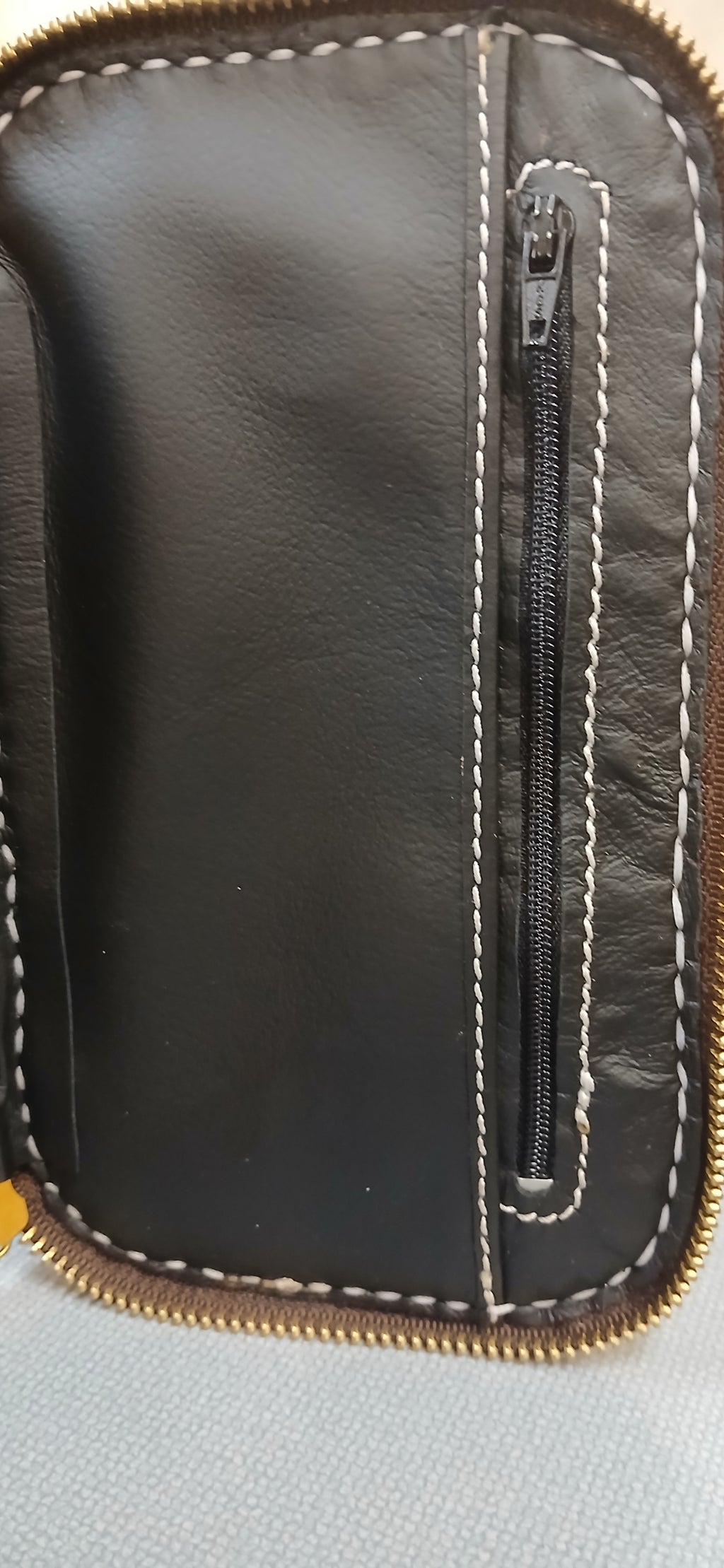 Lanyard cellphone holder with Wallet (tooled front pocket)