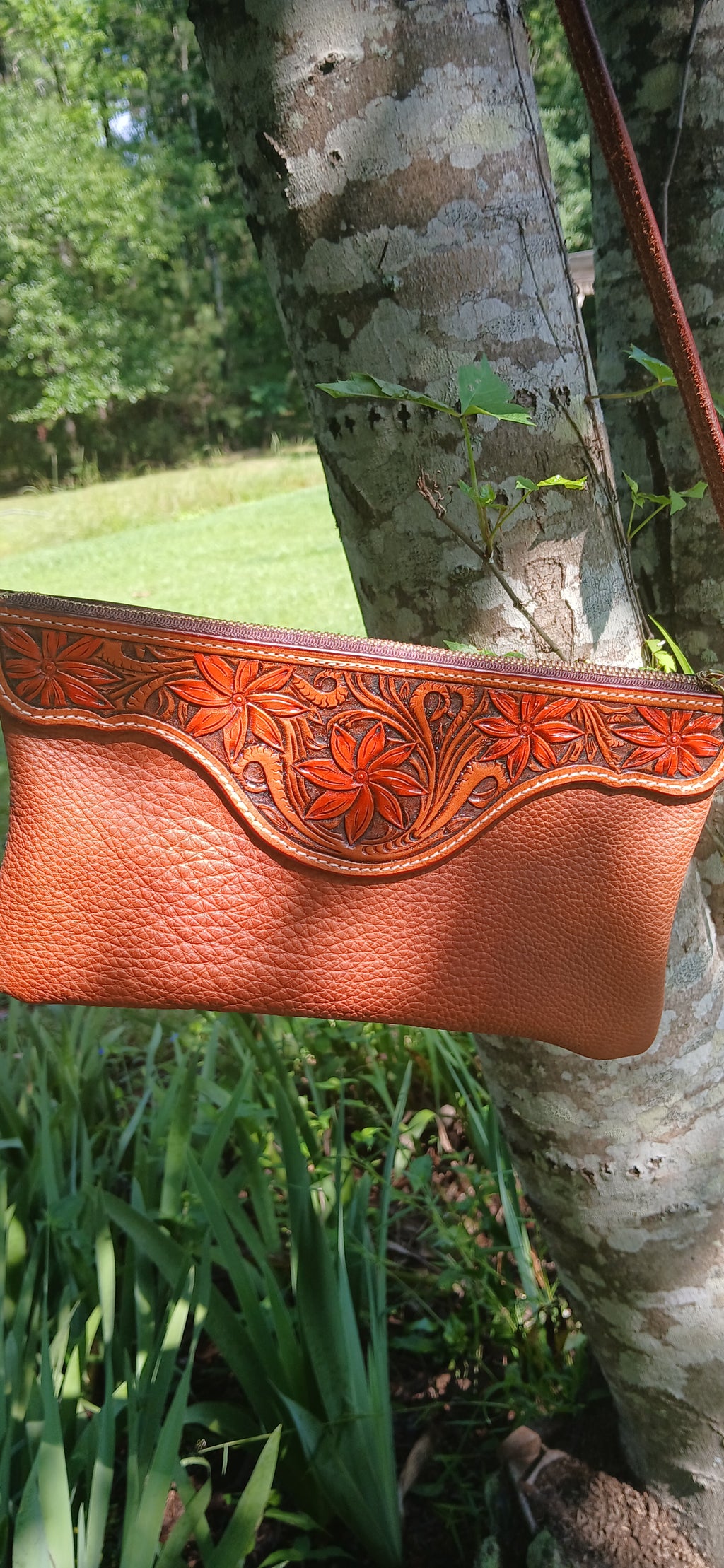 Crossbody purse (flower tooling)