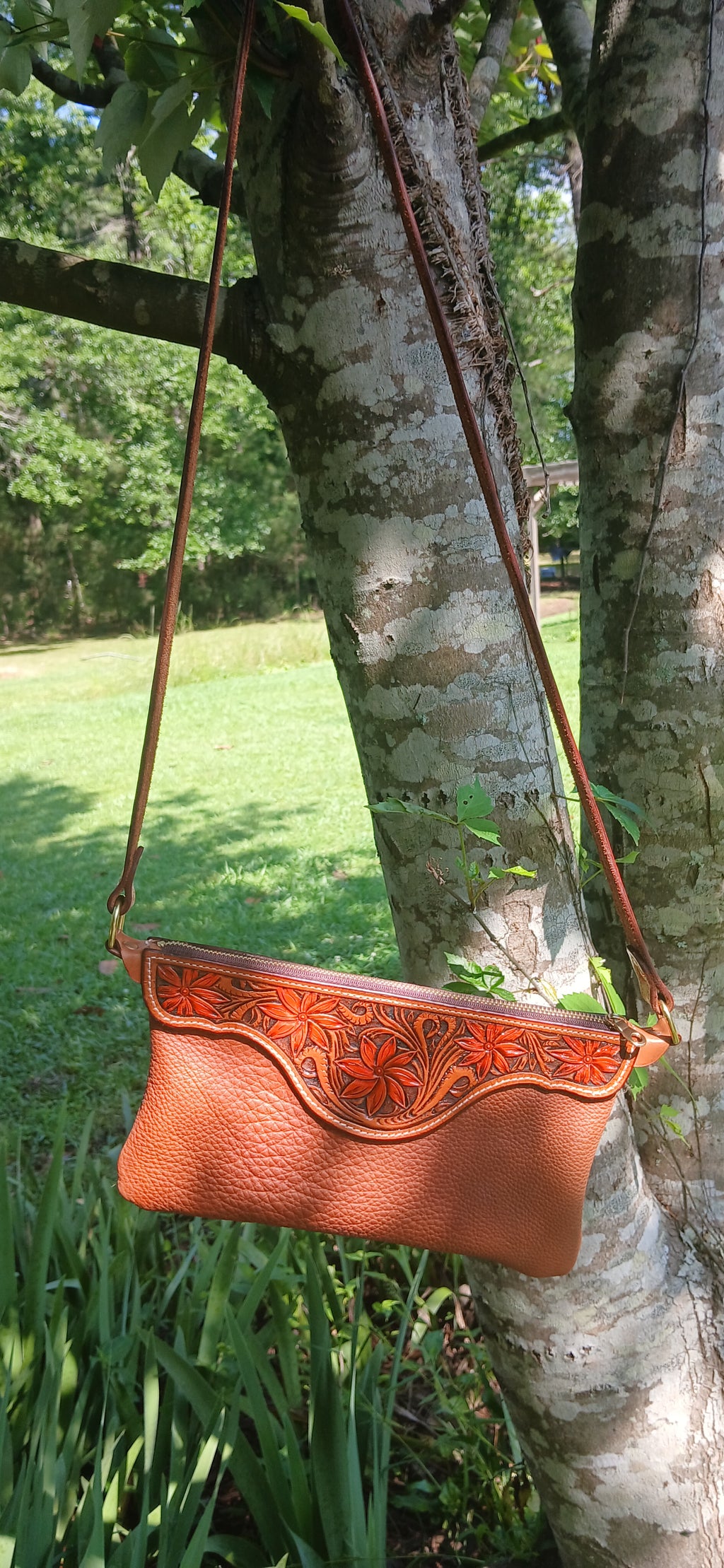 Crossbody purse (flower tooling)